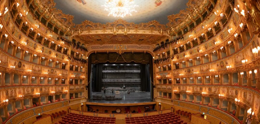 Oper Venedig: Ein Opernhaus das man besucht haben sollte ( Foto: Adobe Stock-travelview)