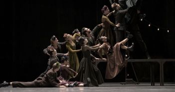 Madame Bovary" auf der Bühne: Ein Meisterwerk als (Foto: Serghei Gherciu)